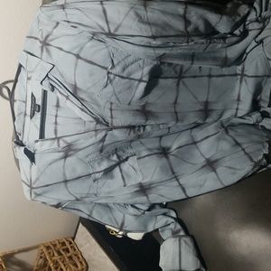 Rock n republic thin button up top